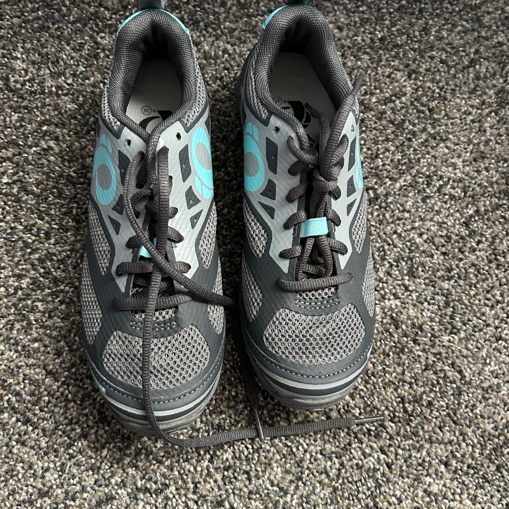 Pearl iZumi indoor cycling shoes size 38